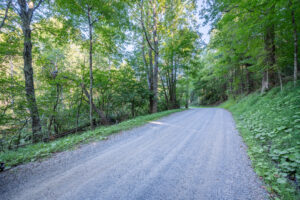 Cox Store Rd SW, Floyd, VA 24091-47
